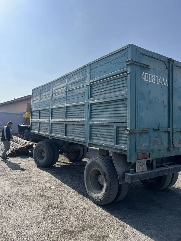 KamaZ pritsep sotiladi balonlari 50 foiz Yili 1990 KamaZ pritsep sotiladi balonlari 50 foiz Yili 1990