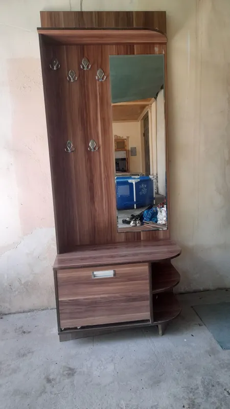 Shkaf prixojniy 250 ming 1