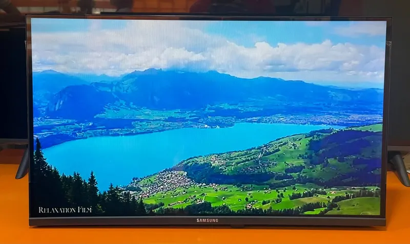 32" Smart TV televizor sotiladi 1