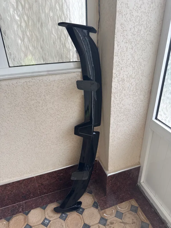 Спойлер для машины