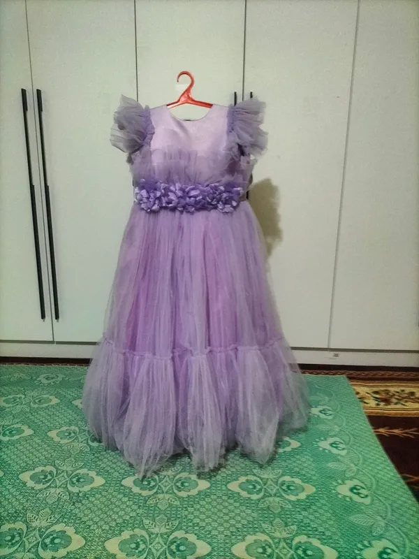 10-12 yosh qizlariga boʻladi narq250 koʻylak yangi