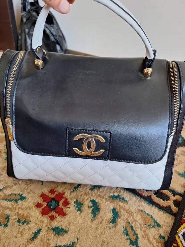 сумка CHANEL состояние новое 3