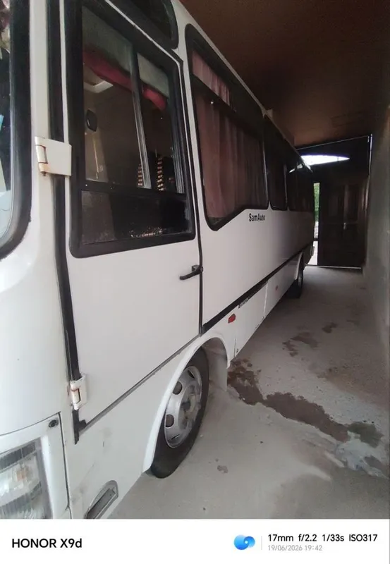 ISUZU NP37 2013 йили 2 ISUZU NP37 2013 йили 2