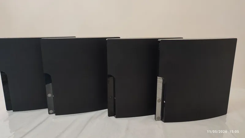 Playstation 3 lar sotiladi 4 ta orginal jostik