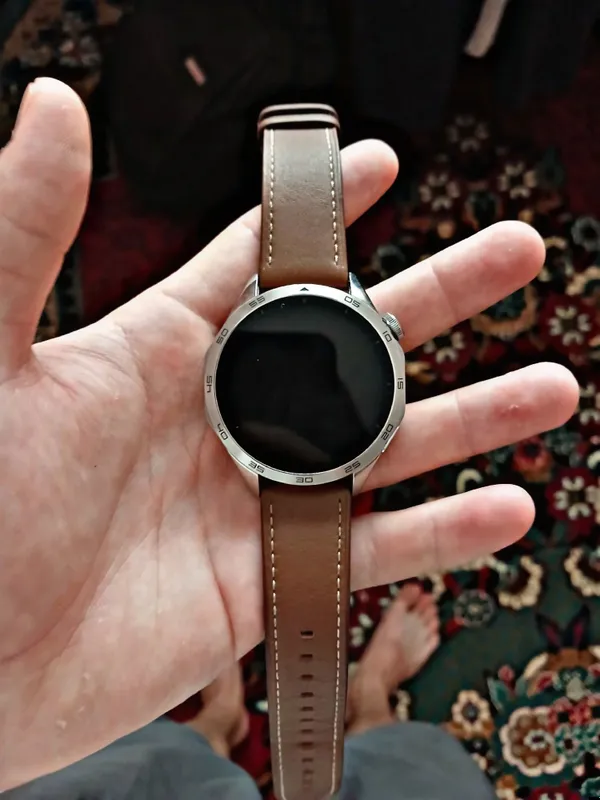 Huawei Watch GT4 — фото 1