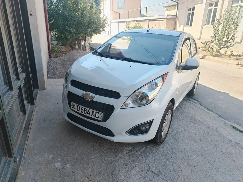 Chevrolet spark 2011 1