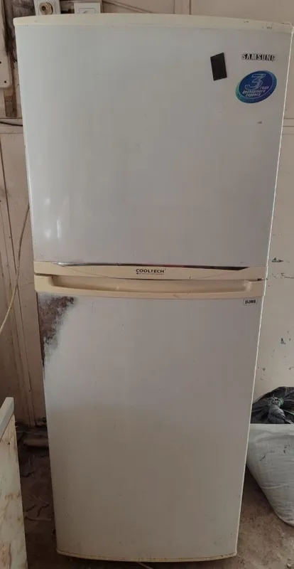Холодильник Samsung 500000