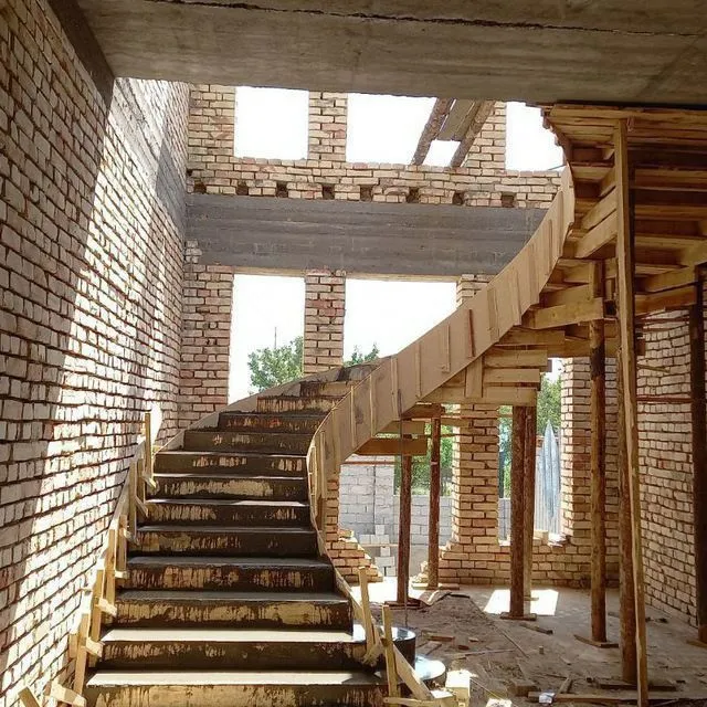 Barcha tusdagi beton zina quyamiz 1