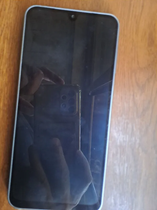 Samsung A17 sotiladi xolati edial 1 Samsung A17 sotiladi xolati edial 1