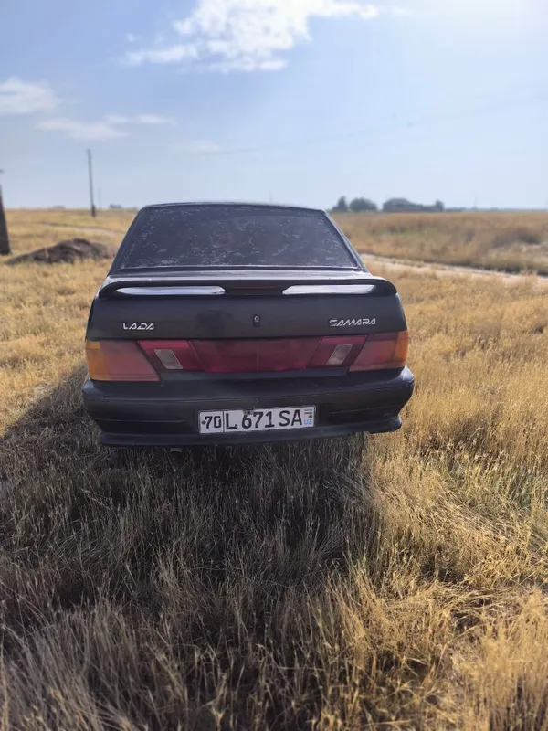 Lada Samara 2115 3