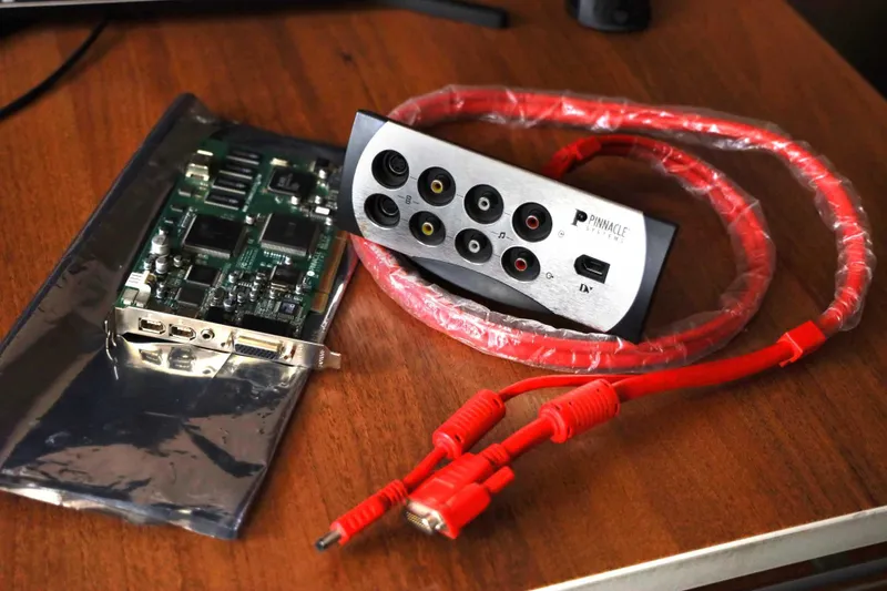 Плата видеомонтажа Pinnacle Systems DV500
