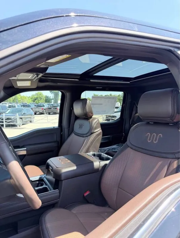 Ford F-450 King Ranch 2026 6 Ford F-450 King Ranch 2026 6