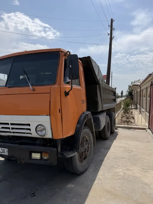 Kamaz srochna sotiladi 2