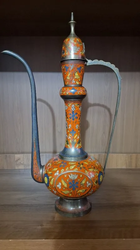 Qadimgi antikvar buyum Антиквариат