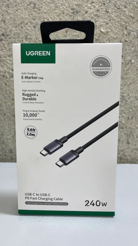 Кабель UGREEN 240W USB-C to USB-C (L532) Кабель UGREEN 240W USB-C to USB-C (L532)