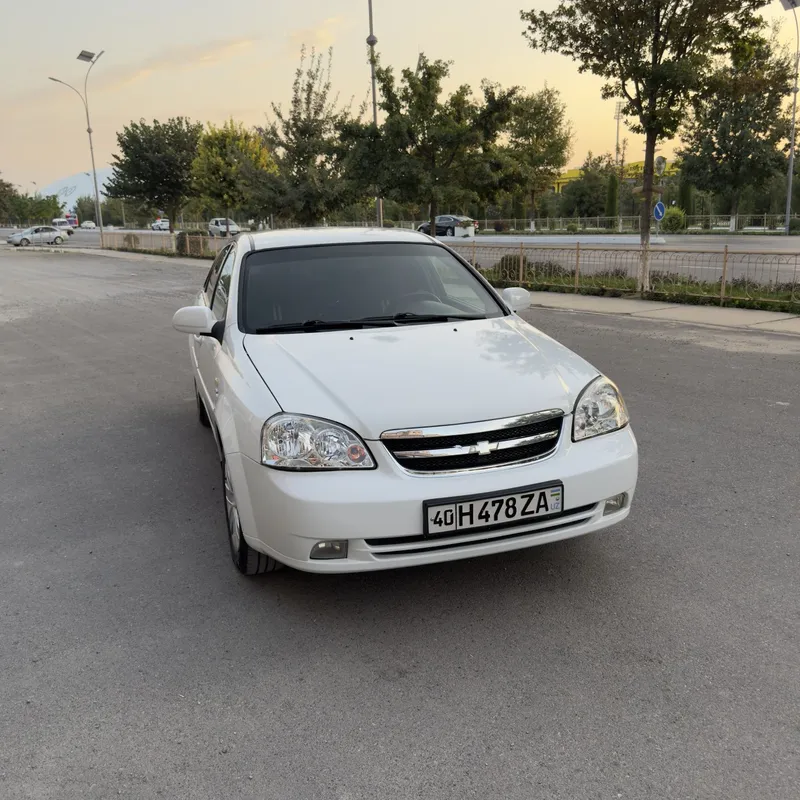 Lacetti sotiladi 1 Lacetti sotiladi 1