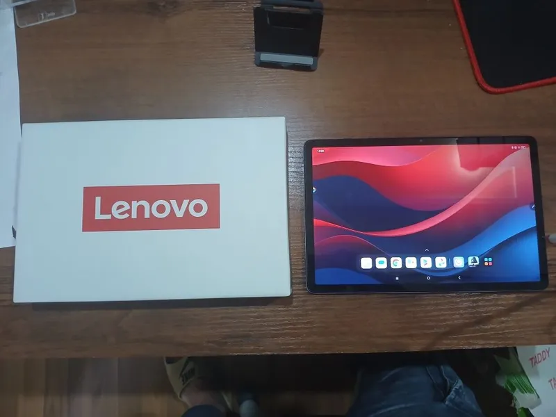 Планшет Lenovo 128 ГБ/8 ГБ — фото 1