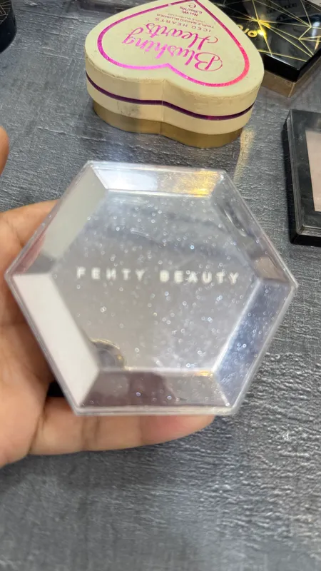 Fenty beauty orginal 1 Fenty beauty orginal 1