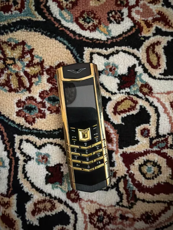 Продаётся vertu 1 Продаётся vertu 1