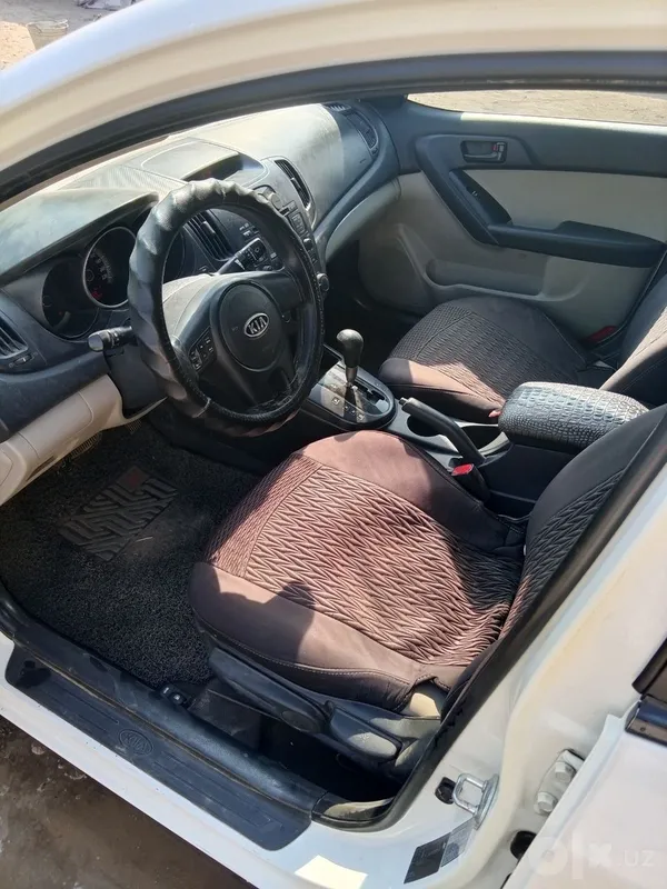 Kia Cerato 2009 года 5 Kia Cerato 2009 года 5