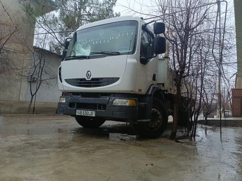 Renault Kerax 2006 1