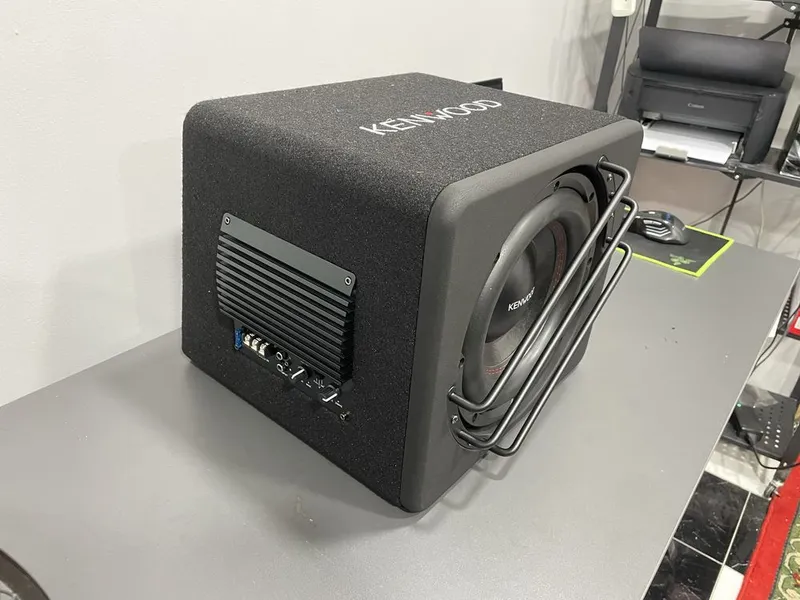 kenwood Subwoofer sambufer Yangi universal usiliteli ichida — фото 2