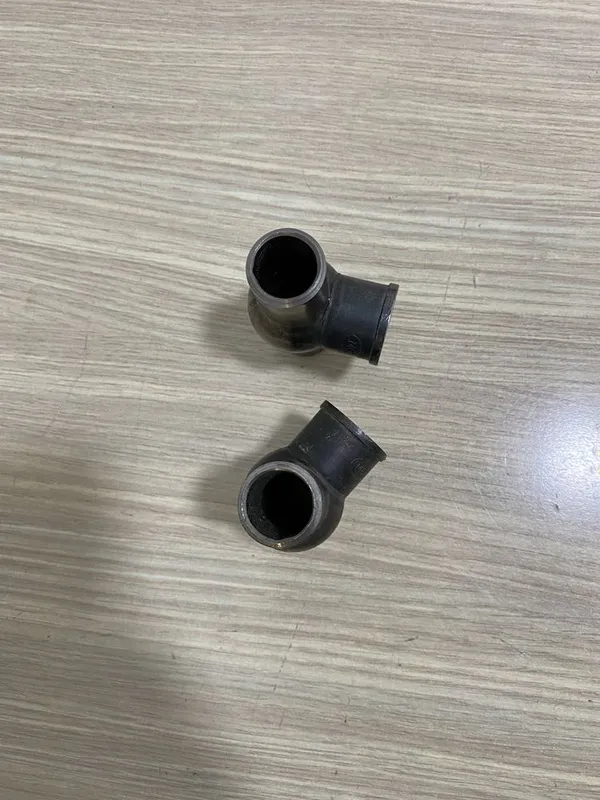 Radiator T-fitingi 2