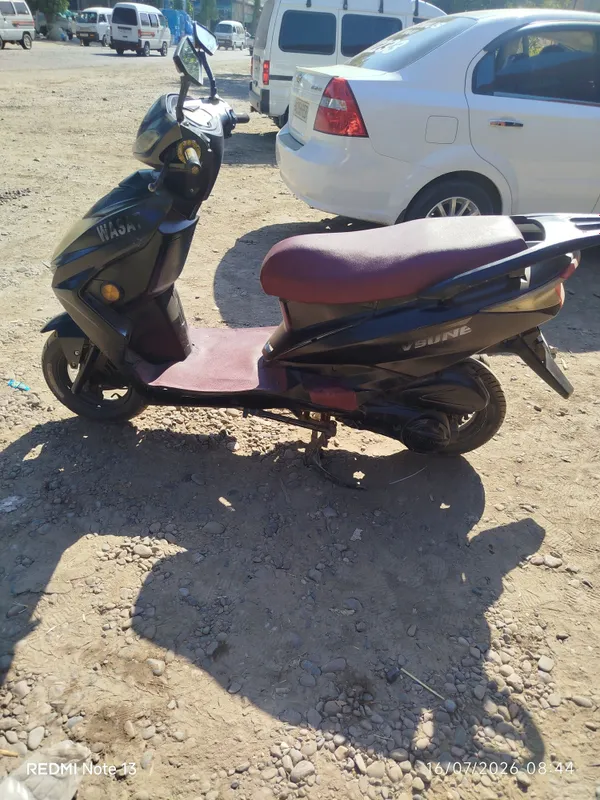 Benzenli skuter 150 cub xolati yaxshi 2 Benzenli skuter 150 cub xolati yaxshi 2