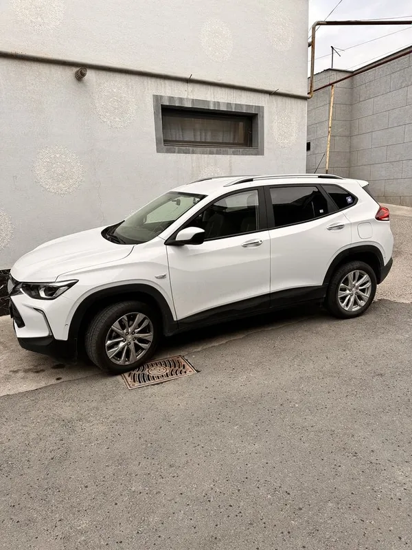 Chevrolet tracker 2 2025 2 Chevrolet tracker 2 2025 2