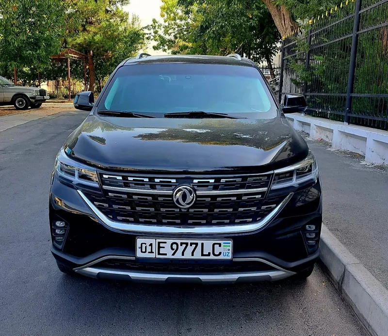 Pro'dayotsya kak Hyundai Santafe Dongfeng 2021 yil 45.000min pro'beg