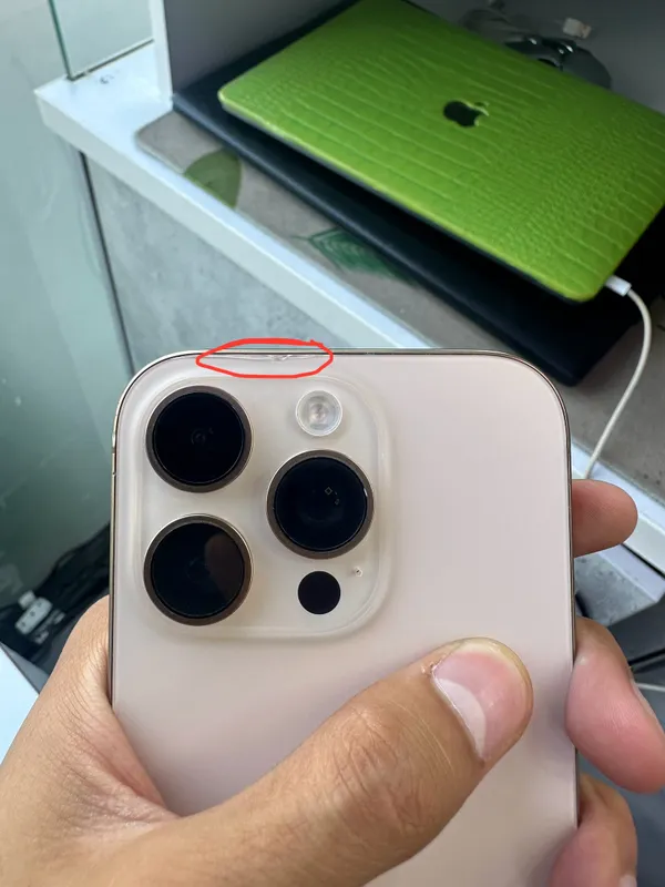 iPhone 16 Pro 4
