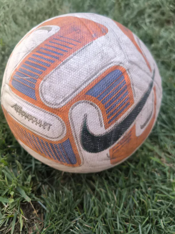nike koptok sotiladi 1