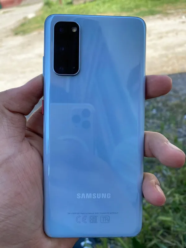 Samsung s20+ xotiras 128 xolati yaxshi — фото 2