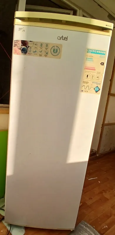 Холодильник Artel 1 Холодильник Artel 1