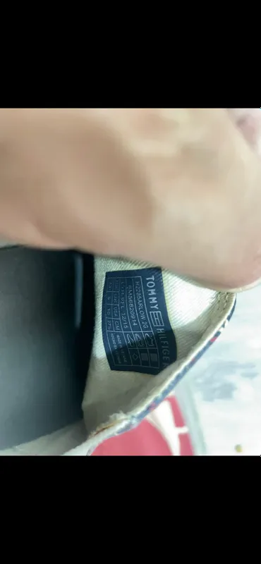 Magasima Tommy Hilfiger 4