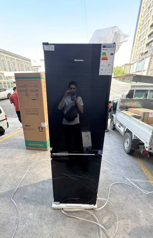 Холодильник Hisense RD-39WCBG No Frost 300 л