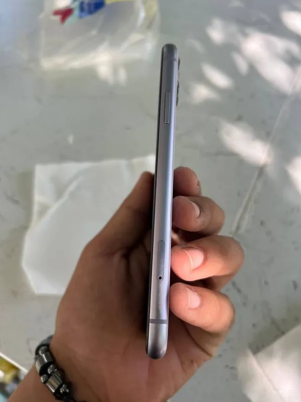 iphone 11 . 128gb 3 iphone 11 . 128gb 3