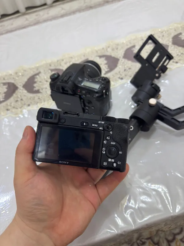 Sony a6500 zhiyun satabilizator + bonus