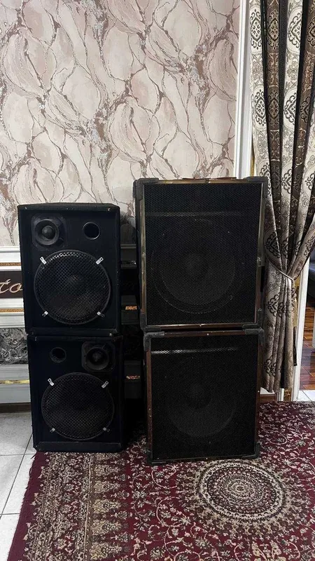 DJ комплект: усилитель, колонки, пульт, стойки, микрофон 4 DJ комплект: усилитель, колонки, пульт, стойки, микрофон 4