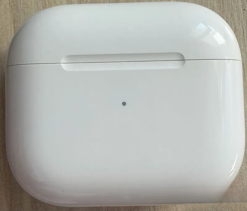 Apple AirPods 3 — оригинальные, б/у 7 Apple AirPods 3 — оригинальные, б/у 7