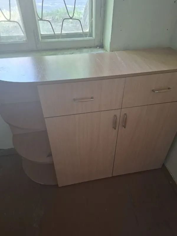 Камод пристенний