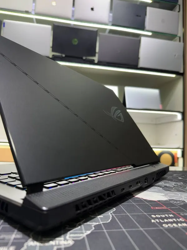 Asus ROG Strix 1