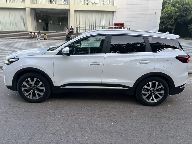 Продаю свой автомобиль! Машина ухоженная. 3