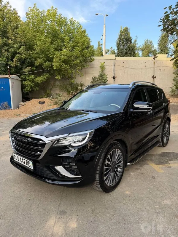 Срочно продается машина Jetour X70 flagship eng fulli 1 Срочно продается машина Jetour X70 flagship eng fulli 1