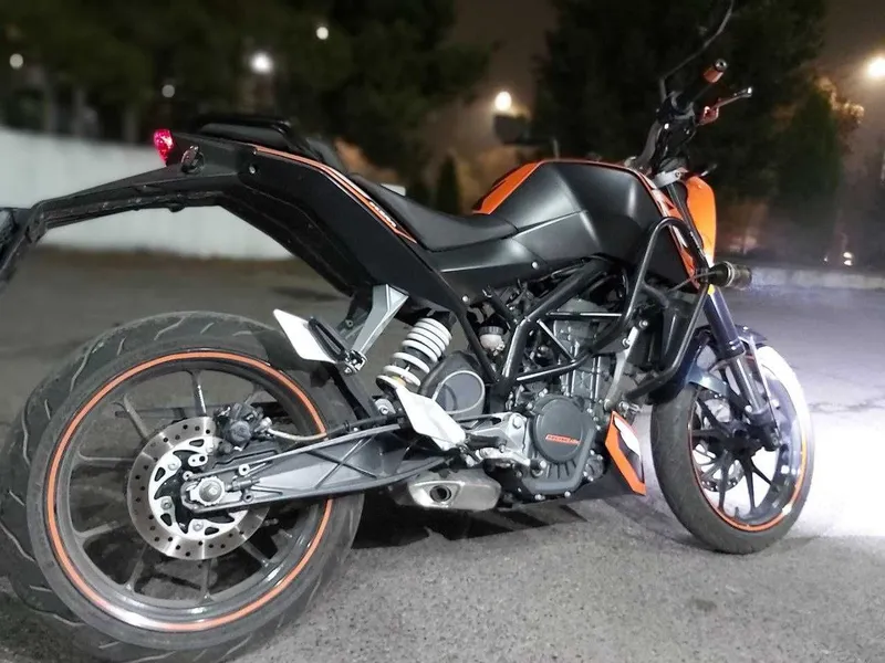 KTM 200 DUKE 2015 — фото 3