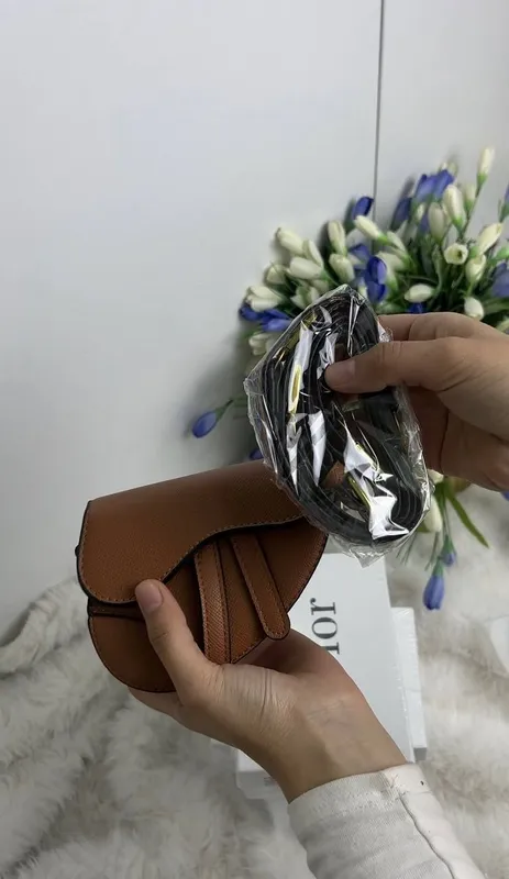 Dior sumkalar ham bor