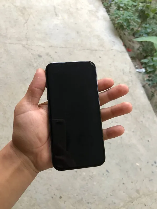 Iphone 13 pro vacum tel yomkis 75 pamet 128 LLA 2 Iphone 13 pro vacum tel yomkis 75 pamet 128 LLA 2