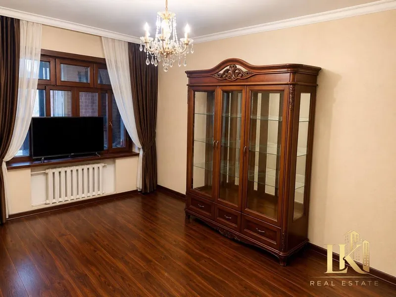 Продаётся 3-комнатная квартира, 70 м², 5/5, Шайхантахурский район 1