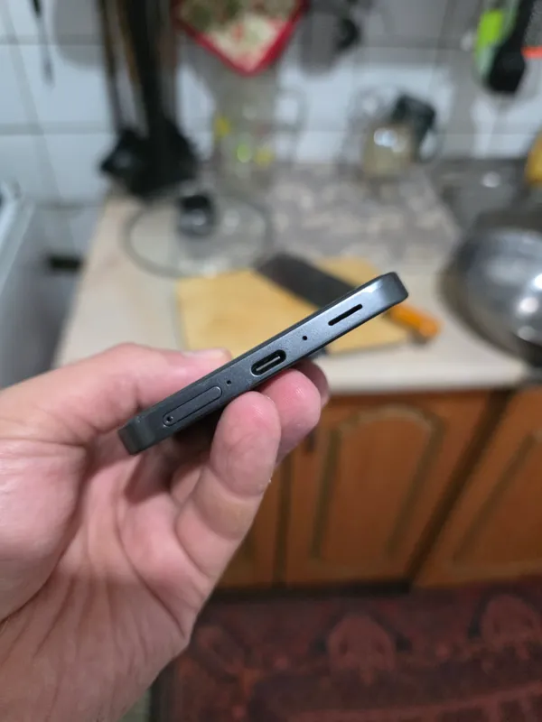 Samsung A36 tinu sostayaniyasi ideal xollatta 5