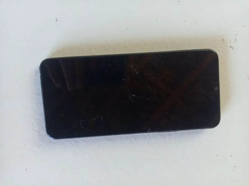 Vivo y53s srochna sotiladi yana kelishamz — фото 3
